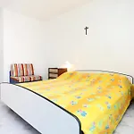 By The Sea Marusici, Omis - 1024 Appartement *